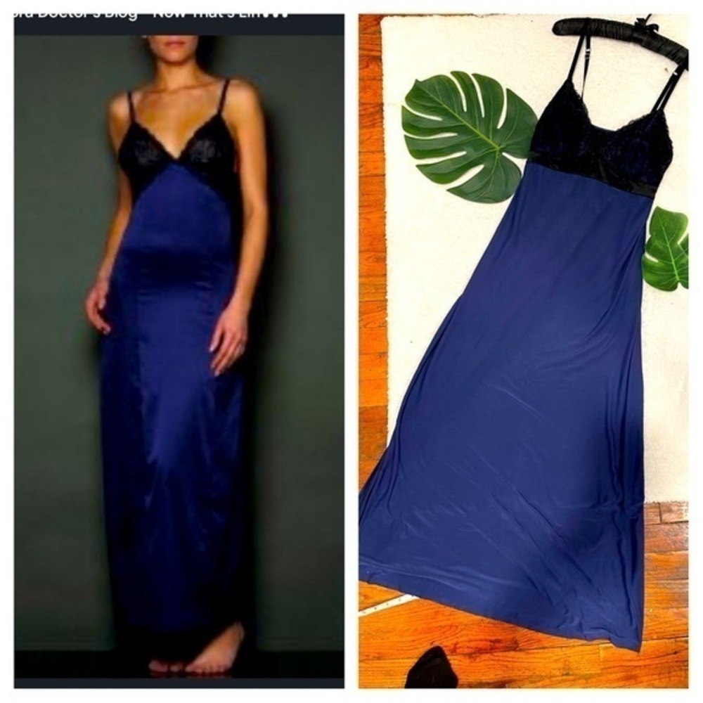 Soma elegant lace sleep gown with velvet detail!